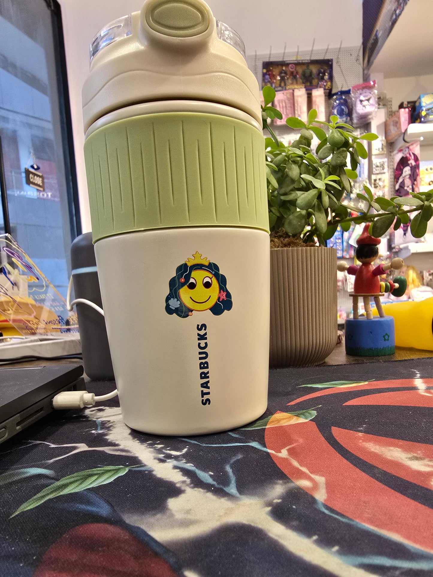 Starbucks Official Merchandise Sipper Starbucks 2020 Classic Green & White Traveler Tumbler Coffee Mug (12 Oz, Ceramic), 12 ounce